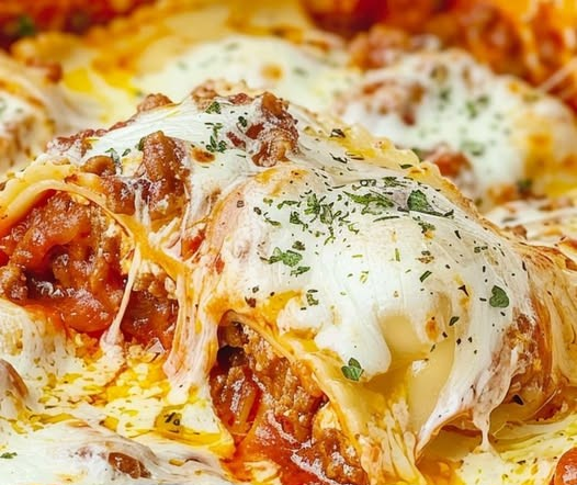 Lazy Lasagna with Ravioli: Easy, Cheesy, and Delicious