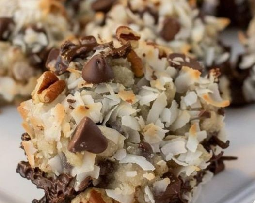 Chocolate Pecan Coconut Cookies: A Sweet and Crunchy Delight