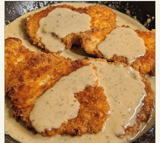 Crispy Pork Schnitzel with Creamy Dijon Gravy: A Flavorful Feast