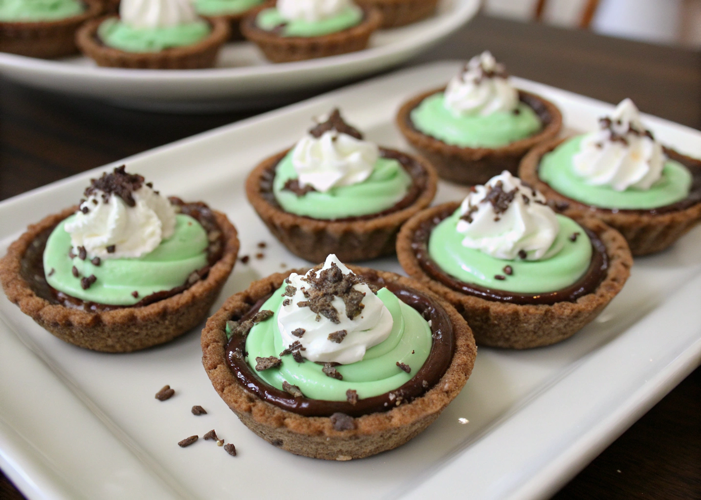 Mini Grasshopper Pies: A No-Bake Mint Chocolate Delight