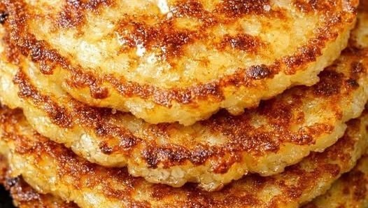 Golden Southern hoe cakes stacked together
